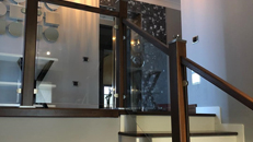 Cam Üstü Küpeşte